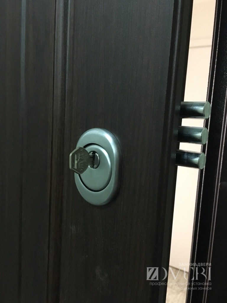 Врезка замка в двери г. Киев